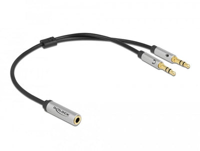 Delock Adapter 1 X 3,5MM 4 Pin - 2 X 3,5MM 3 Pin Male — image 1